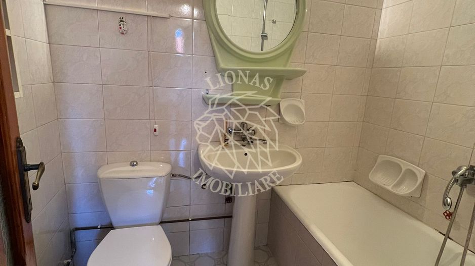 Garsoniera 21 mp-curte comuna-parter-Zona Spalatoria Mara - Poză 5