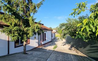 Inchiriez casa - Poză 1