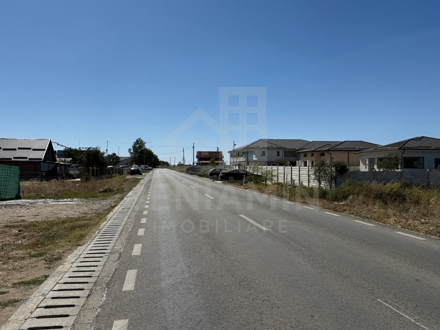 Teren intravilan 990mp Carcea Hanul cu Ponei strada Aeroportului - Poză 1