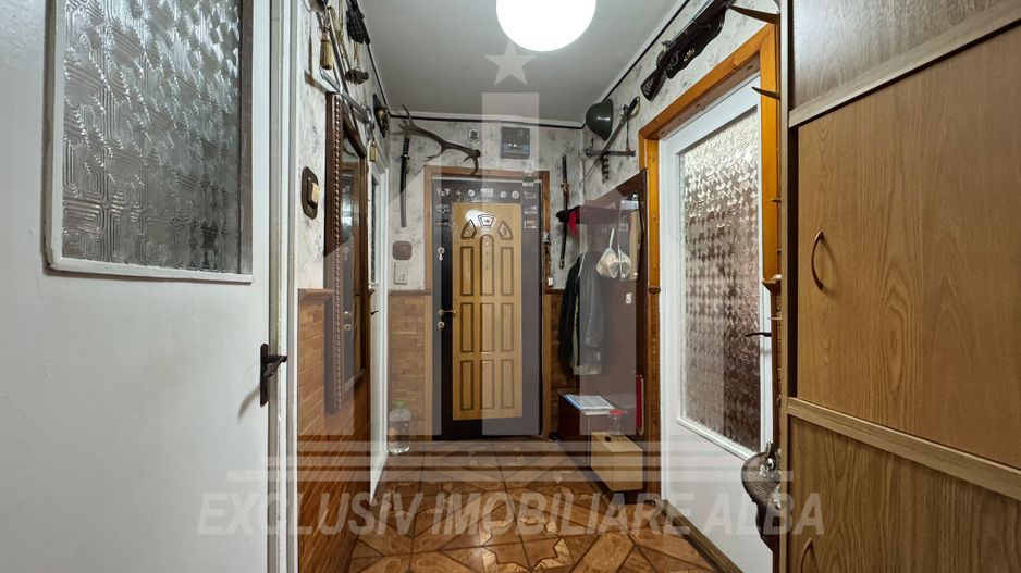 Apartament 3 camere decomandate | 2 bai | 69 mp | Cetate - Piata - Poză 6