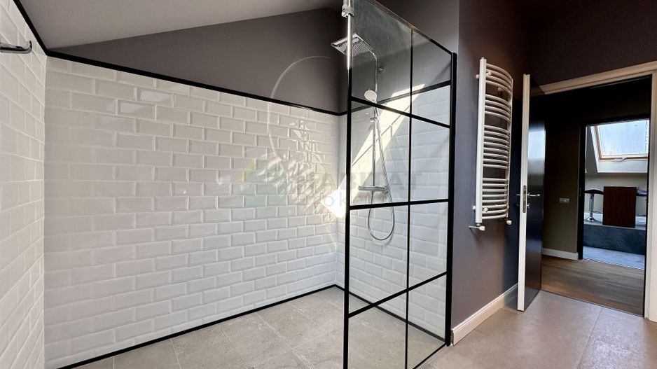 Spațiu office premium, discret - Poză 17