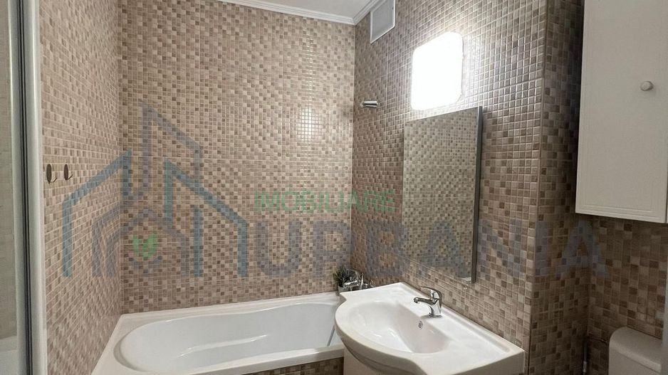 Apartament 1 cameră, 32 m², etaj 3, zona Podul de Piatră - Poză 4
