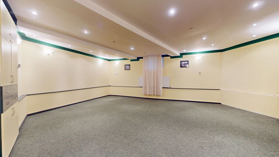 Vila cu suprafata de 360mp si teren 700mp-Racadau,vanzare sau inchirie - Poză 14