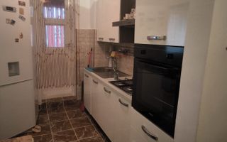 Apartament 3 camere de vânzare – Zona Micro 4 (lângă Supeco) - Poză 2