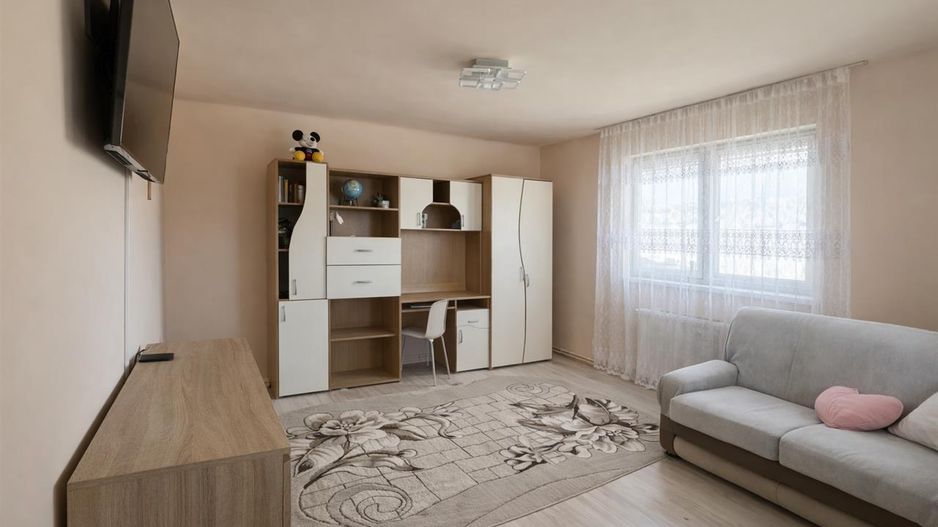 Casa eleganta, curte amenajata, garaj, Brancovenesti, Mures - Poză 5