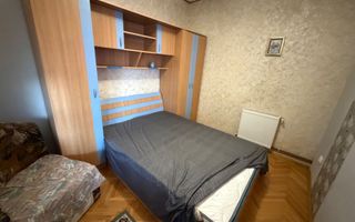 Apartament 3 camere semidecomadat, etaj 1, renovat, Central Brasov - Poză 3