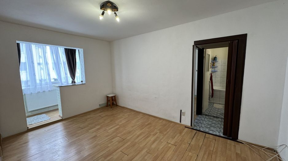 Apartament cu 2 camere in Tractorul, Strada General Mociulschi - Poză 8