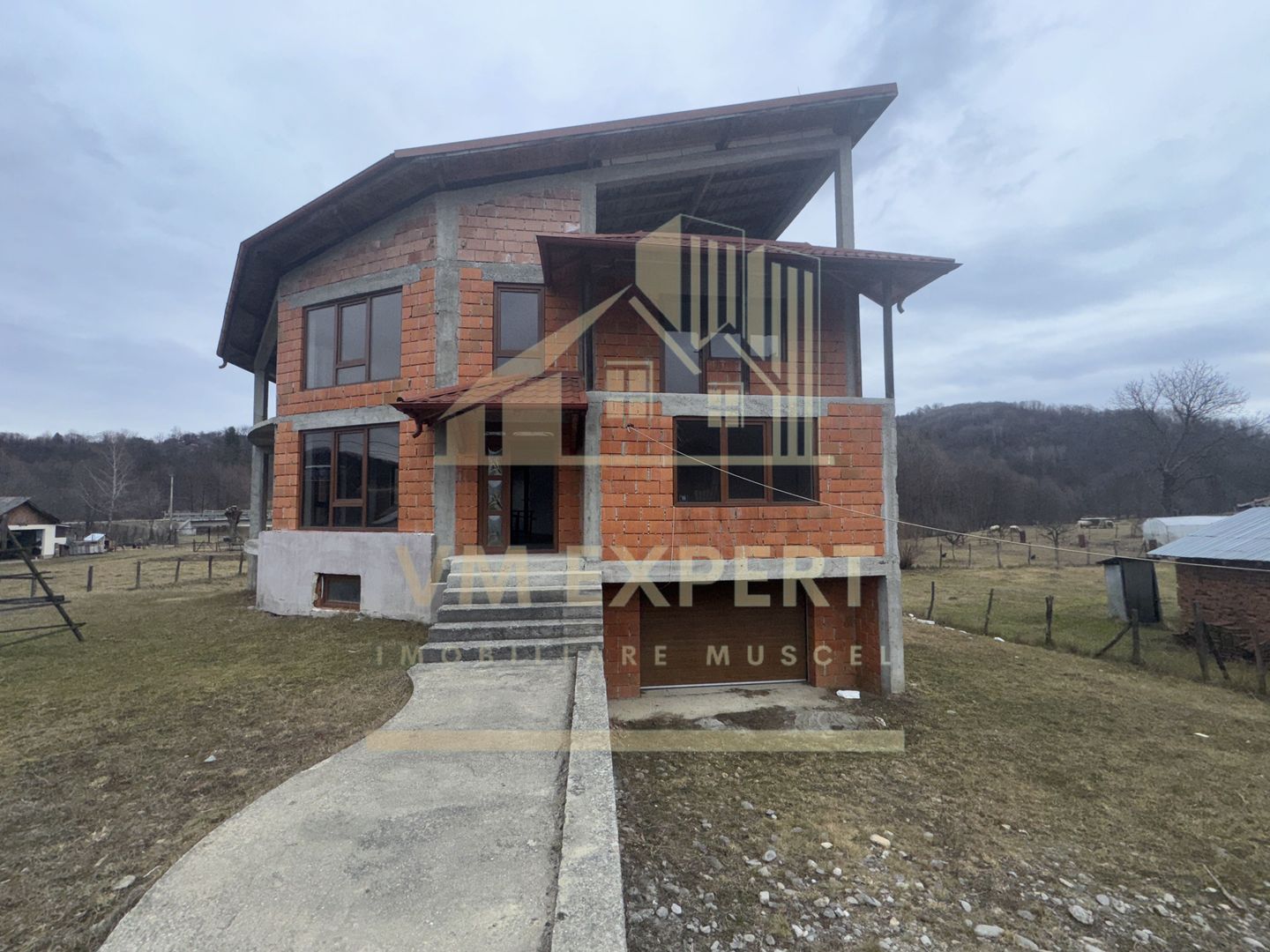 VILA 7 CAMERE TEREN 1654 MP BUGHEA DE JOS ARGES - Poză 39