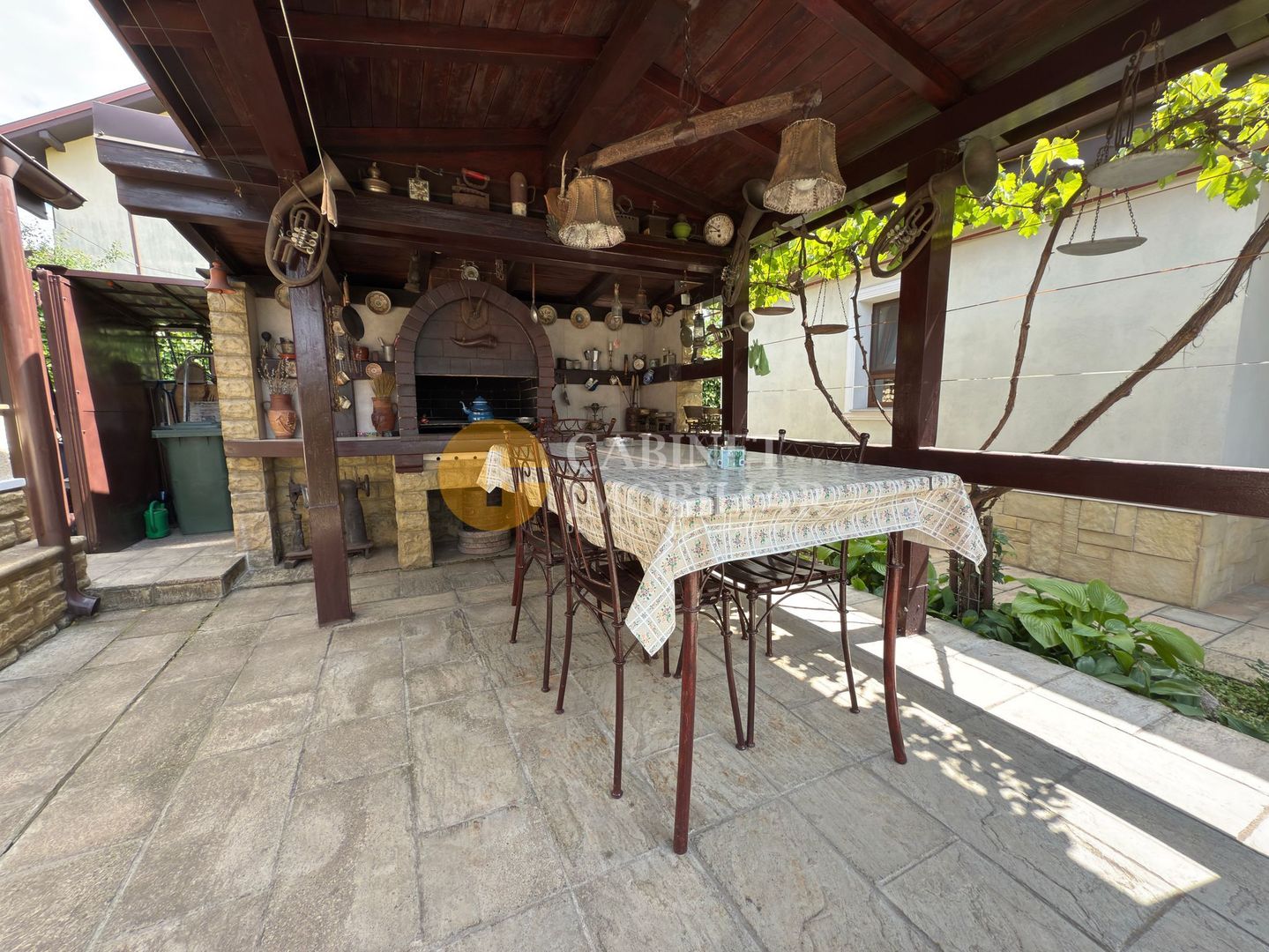 Proprietate deosebită în Aroneanu – 2 case pe teren generos de 1209 mp - Poză 19