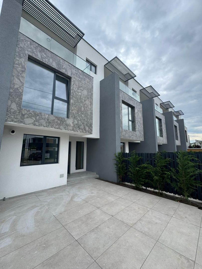 MILLO VILLE - Poză 2