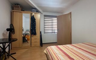 Imobil cu 5 apartamente separate, ideal pentru investitie - zona UMF! - Poză 24