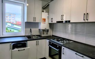 Apartament 2 camere metrou Aparatorii Patriei - Poză 6