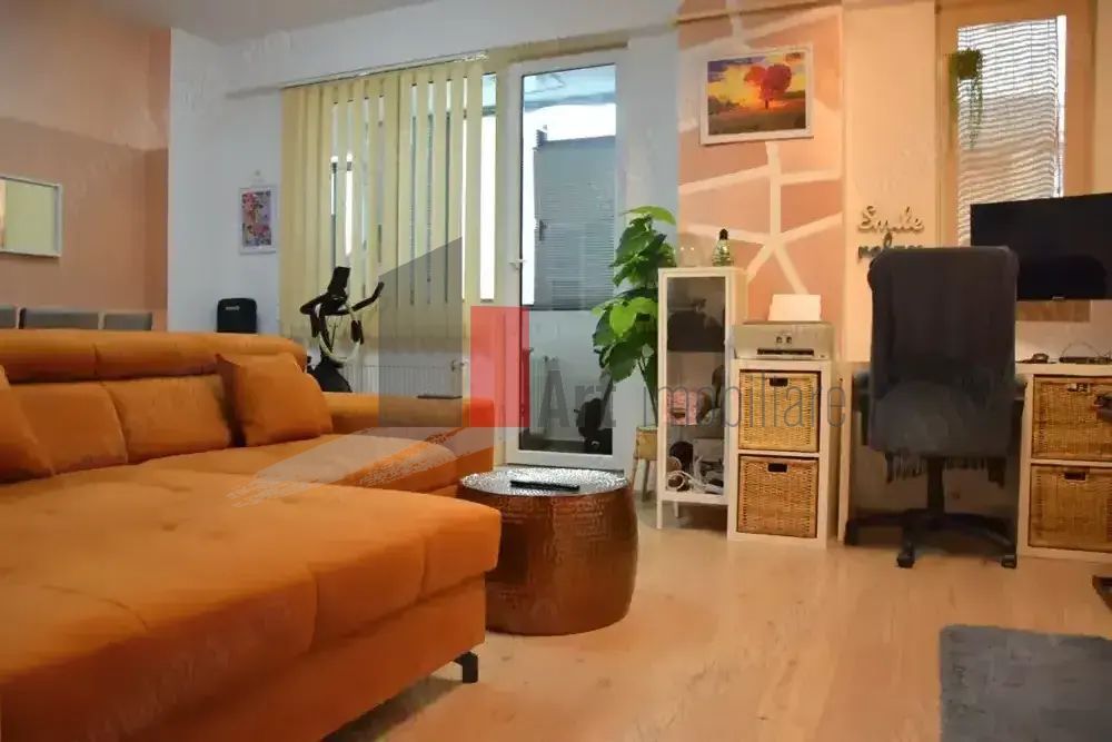 Apartment 2 camere de vanzare pe Tineretului - Poză 1