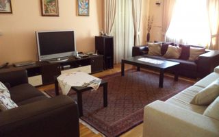VILA - 4DORMITOARE SI GRADINA DE 300 MP LA INCHIRIERE IN IANCU NICOLAE - Poză 2