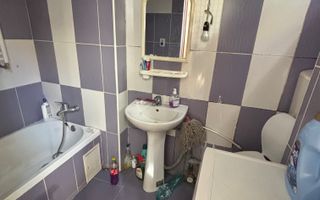 Apartament cu o camera generos zona Dimbovita - Poză 8
