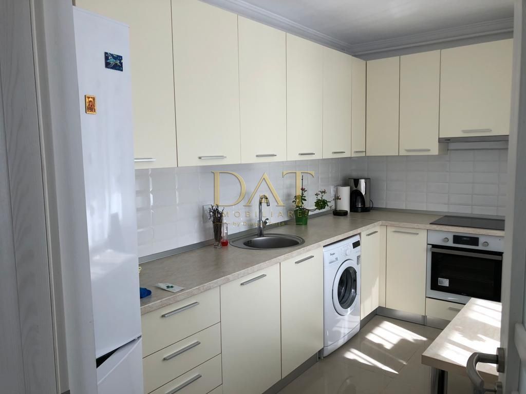 Vind apartament 3 camere zona Vivo - Poză 5