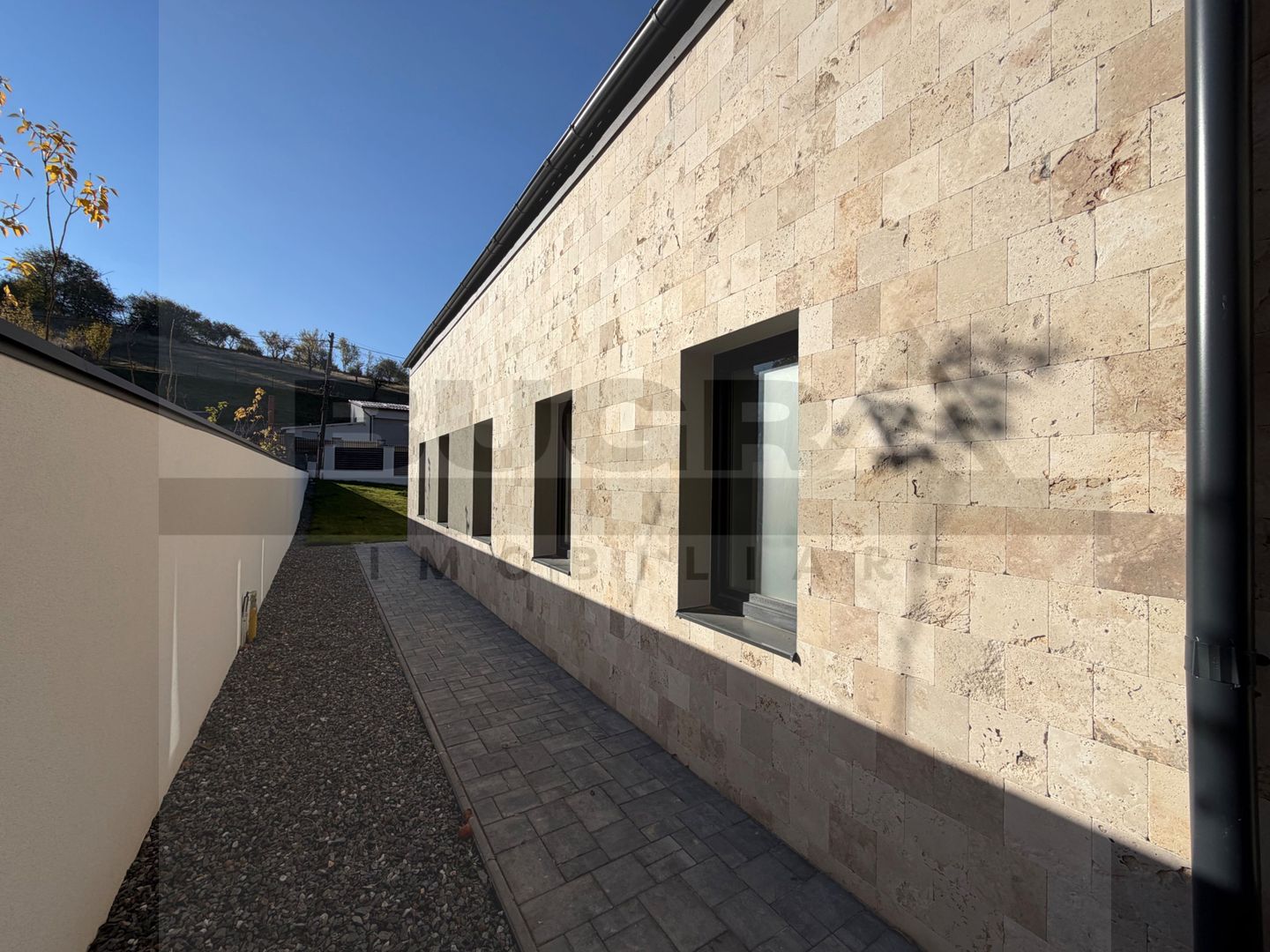 Casa cu arhitectura moderna 200mp, teren 800mp, Rooftop, zona Feleacu - Poză 7