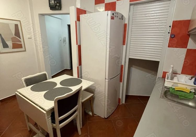De inchiriat apartament cu 2 camere , Tineretului sector4 - Poză 6