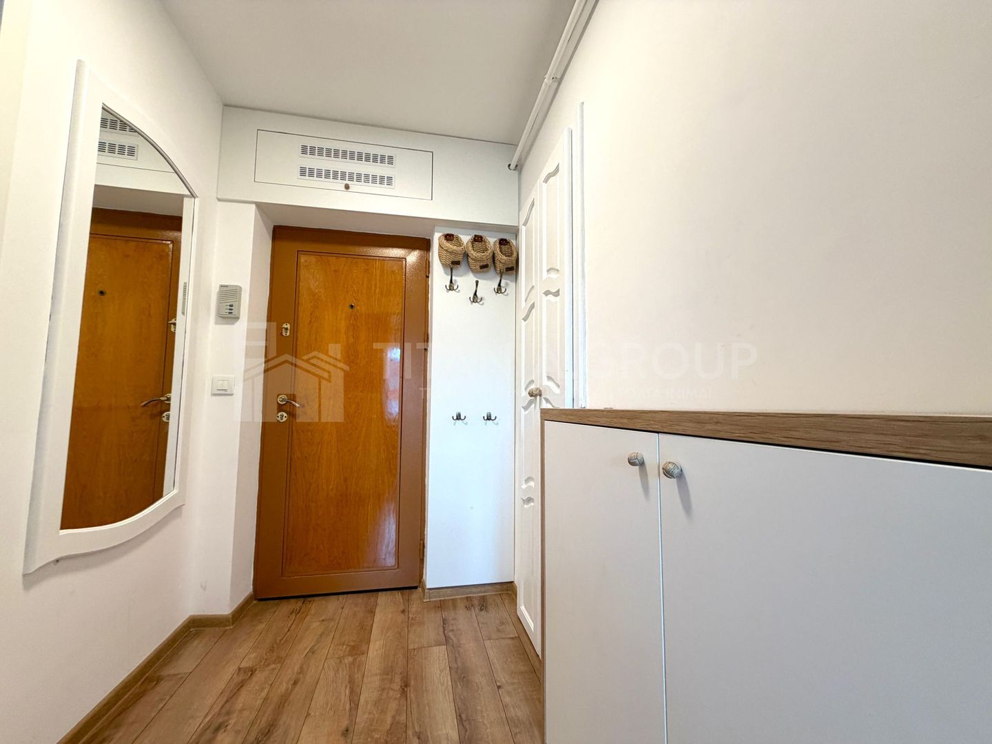 Apartament 2 camere, Victoriei | parcare și boxă - Poză 16