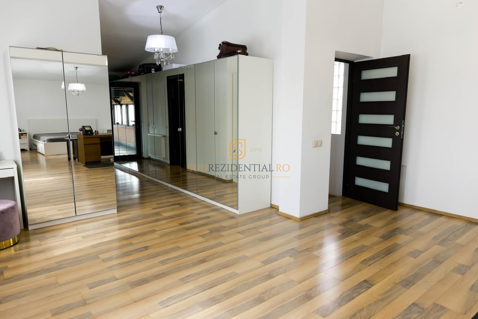 Vila individuala, P+1+M, 4 camere, Parcul Carol, Eroii Revolutiei - Poză 27