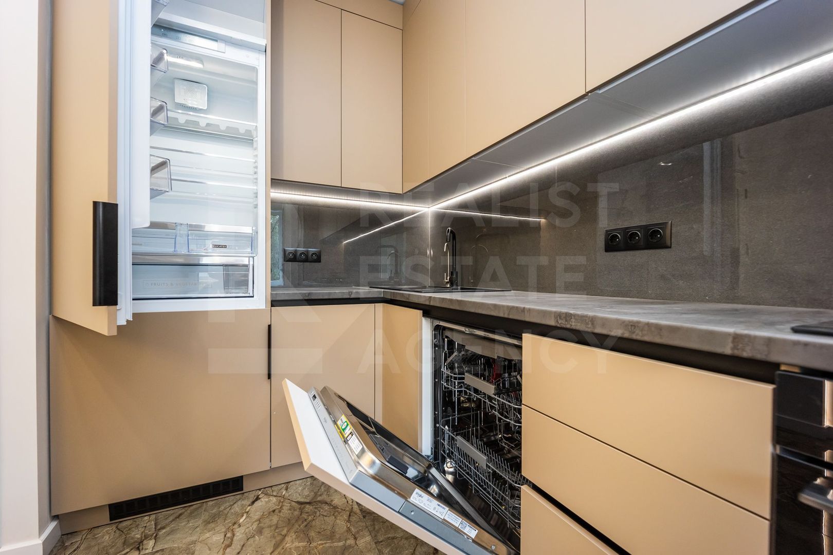 Vânzare, apartament, 2 camere, Strada Iazului, Rîșcani - Poză 2