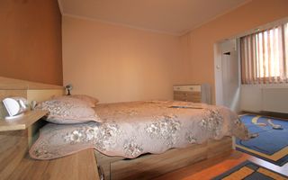 3 camere, centrala proprie, boxa la subsol, garaj - Poză 10