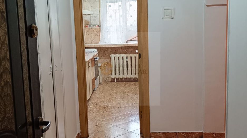 2 Camere - 56MP | Decomandat | 1981 | P/10 | M Gorjului - 2 minute - Poză 12