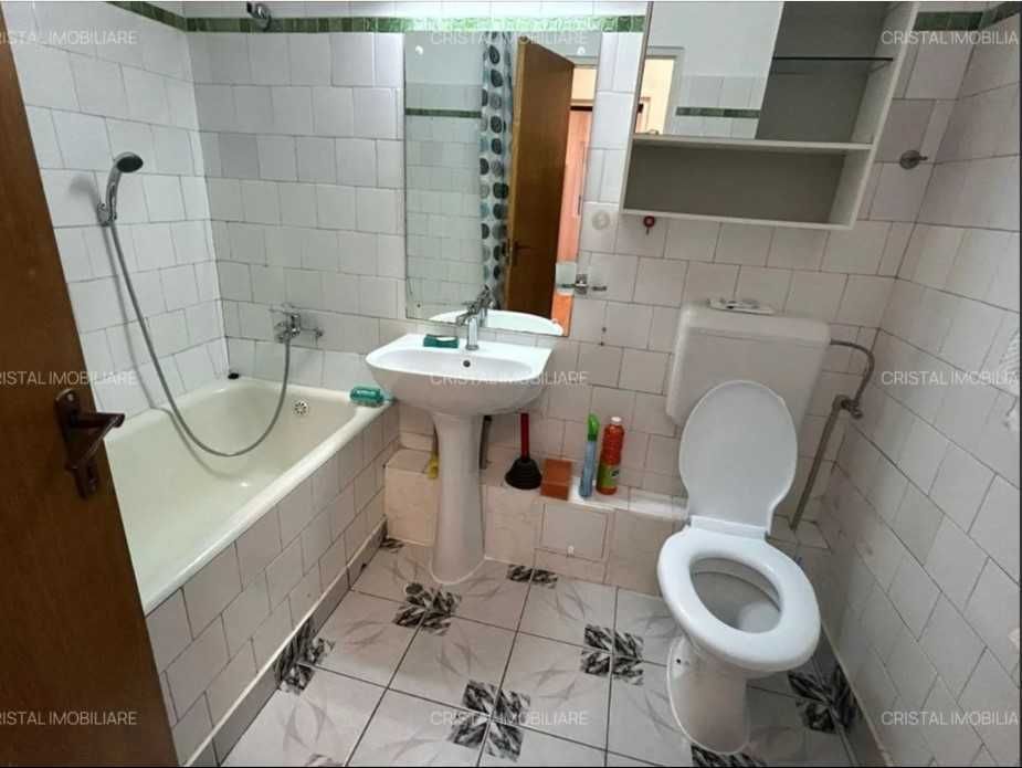 Inchiriez apartament 2 camere, etaj 1, Titan Sector 3 - Poză 8