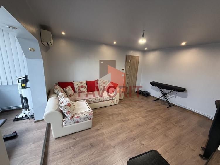 Aradului 3 camere decomandat, 2 bai, etaj 1 - Poză 4