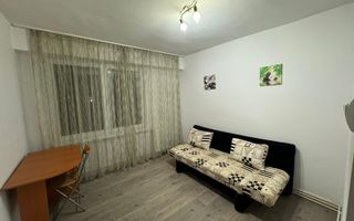 Apartament de 3 camere, 75mp, decomandat, Zona Fortuna - Poză 3