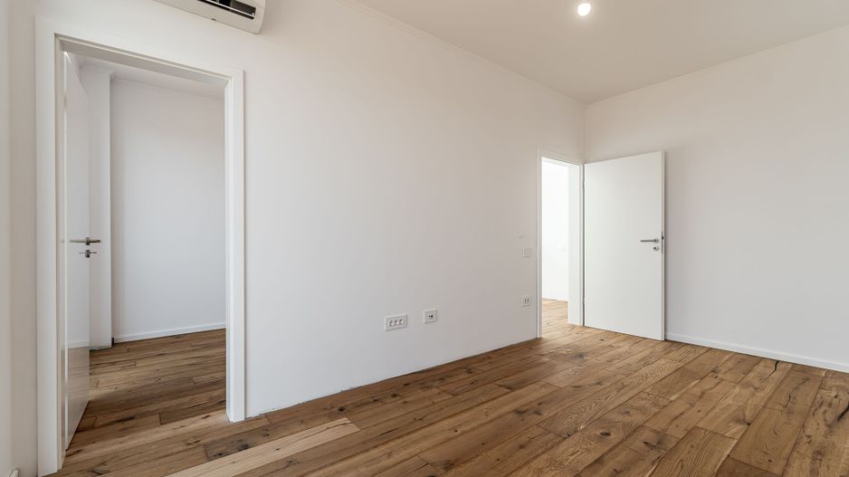 Casa NOUA tip duplex - Complex AFI ARAD - COMISION 0 - Poză 6