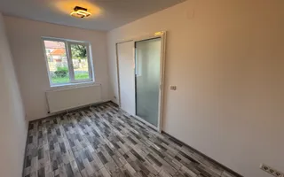 SPAȚU COMERCIAL 34 MP CAMPULUNG VIZAVI DE CENTRU MEDICAL CLUBUL SANATĂȚII - Poză 17