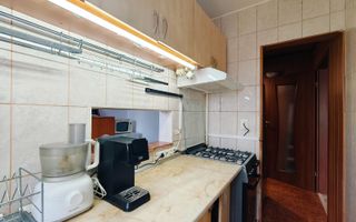 Apartament 3 camere, Cartierul Florilor, Boxă și parcare - Poză 9