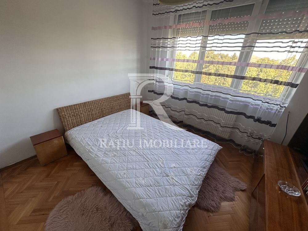 Apartament 3 camere decomandat | Bulevardul Dacia | Oradea - Poză 4