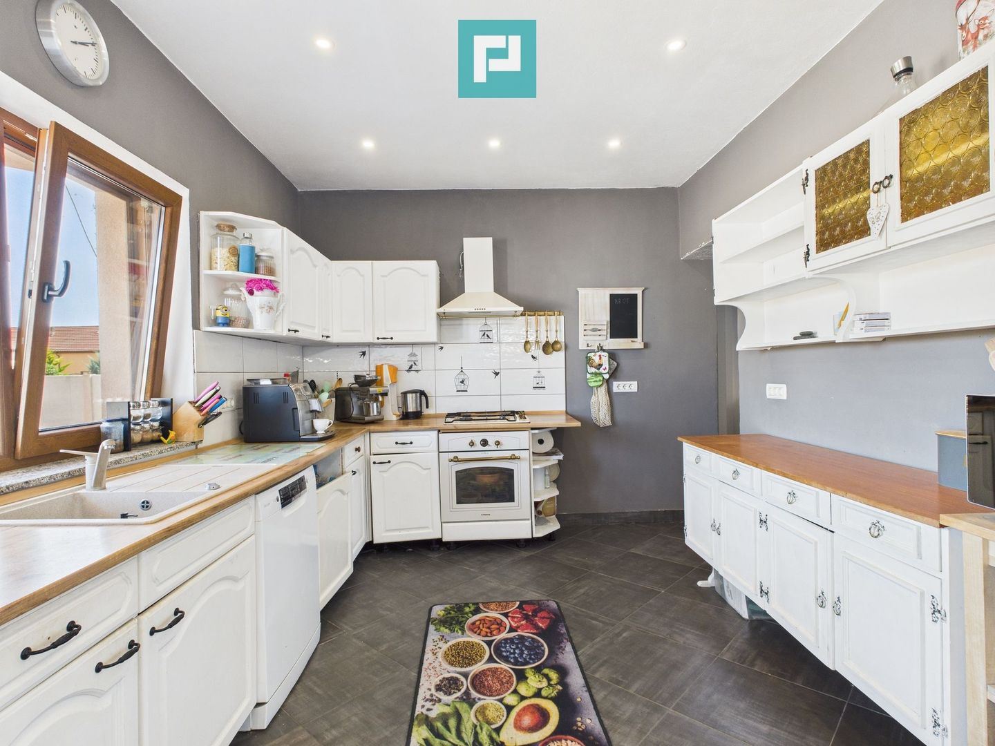 Casă modernă cu 6 camere în Vladimirescu - Poză 2