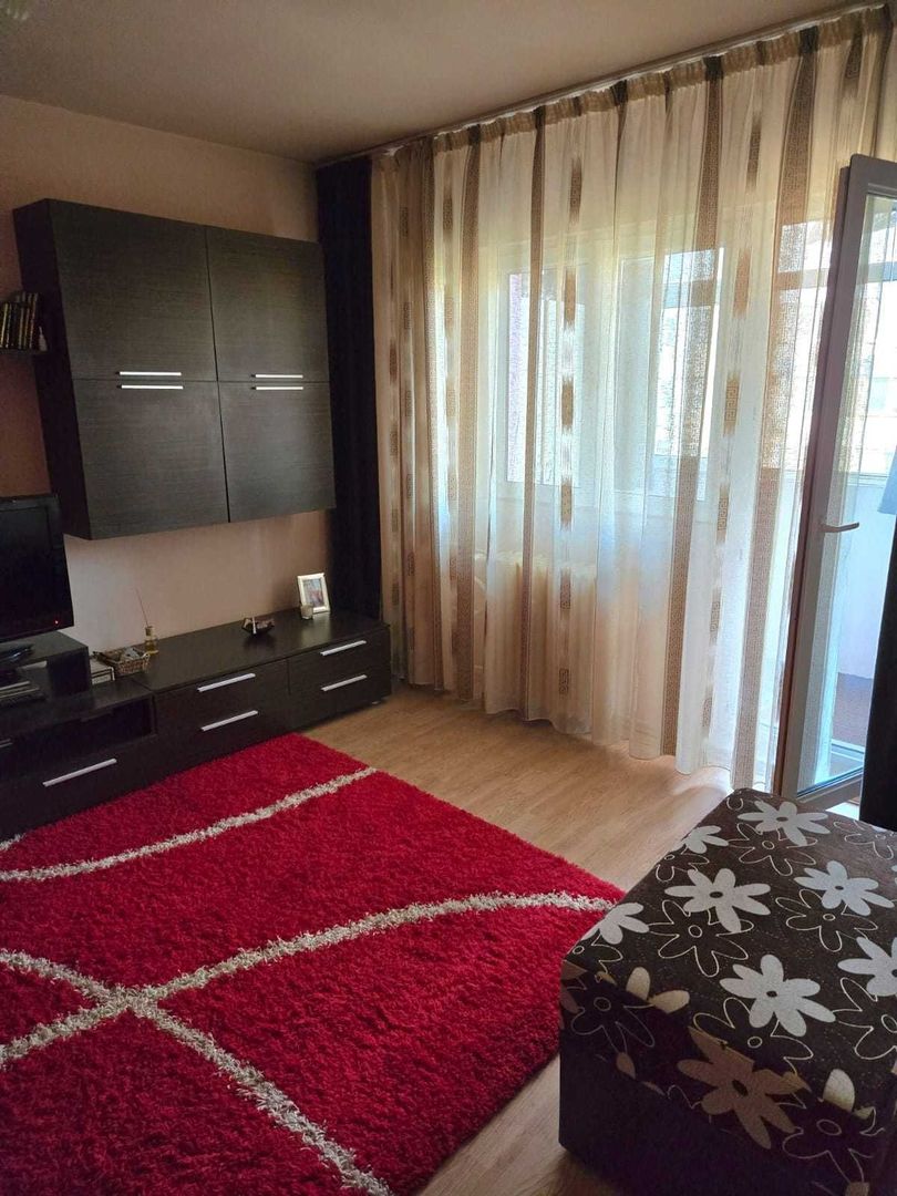 APARTAMENT SPATIOS | BD. 1 MAI - Poză 2