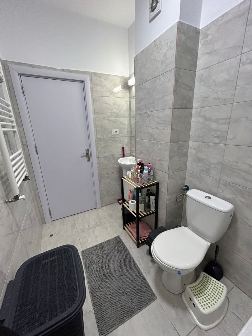 Garsoniera de inchiriat loc parcare inclus Parcul Teilor - Poză 8