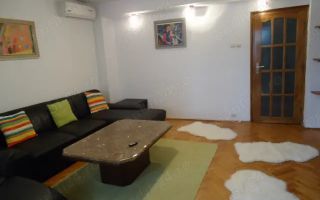 De închiriat  Apartament 2 Camere cu Centrala Proprie, 62 mp Pridvorului - Poză 3