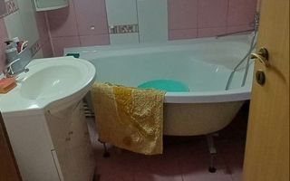 Apartament 3 camere de închiriat în Valea Lupului - Poză 8