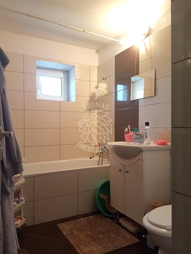 Apartament decomandat 3 camere-parcare-parter-Zona Imparatul Traian - Poză 6
