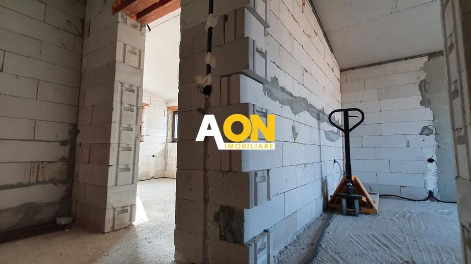 1/2 Duplex, 3 camere, 3 bai, 212 mp teren,  Alba - Micesti - Poză 7