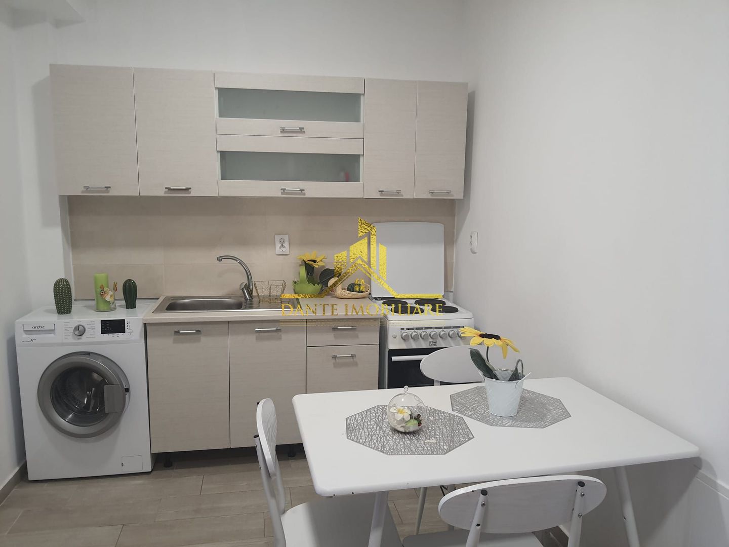 2 camere, decomandat, mobilat modern, parcare, Buna Ziua, Mihai Romanu - Poză 5