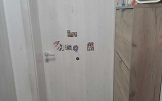 Vând apartament in comuna Giroc 2 camere living cu bucătarie si dormitor suprafata 43mp - Poză 4