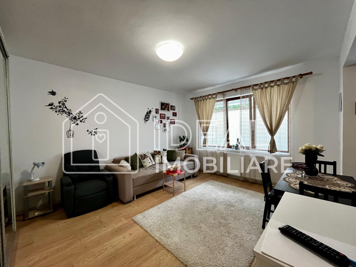 Garsonieră complet mobilată și utilată, cu loc de parcare – Șelimbăr - Poză 2