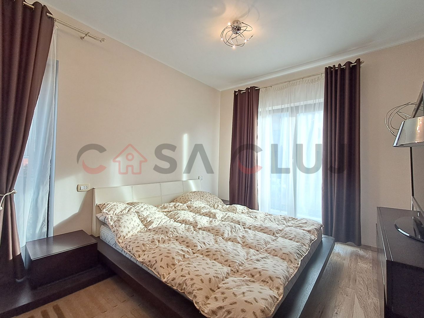 Duplex  La Cheie, 4 camere, 170 mp utili –Cartierul Europa!! - Poză 12