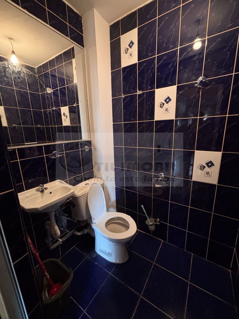 Apartament 3 camere Decomandat, et. 1, bulevard GARA - 139,900 EURO - Poză 15