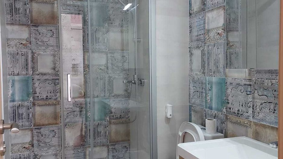 APARTAMENT 2 CAMERE – ZONA SCAFANDRI – VEDERE SUPERBĂ CĂTRE PORT - Poză 8