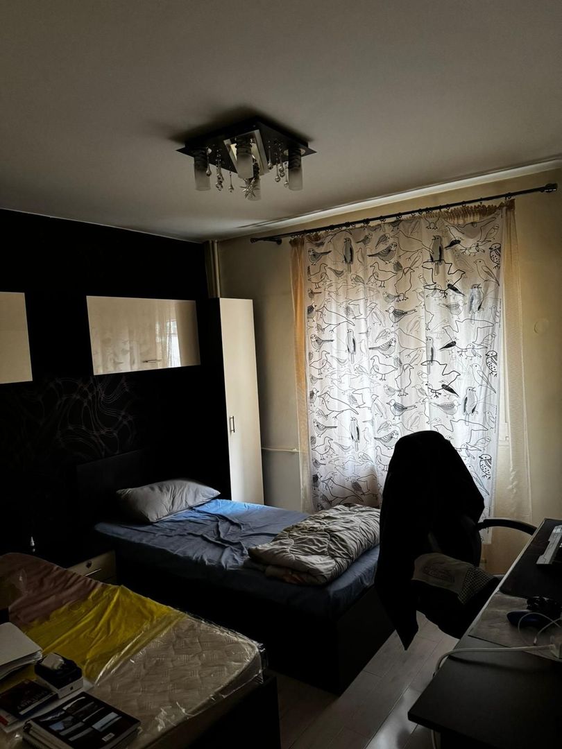 Apartament cu 3 camere , str. Bozieni - Poză 11