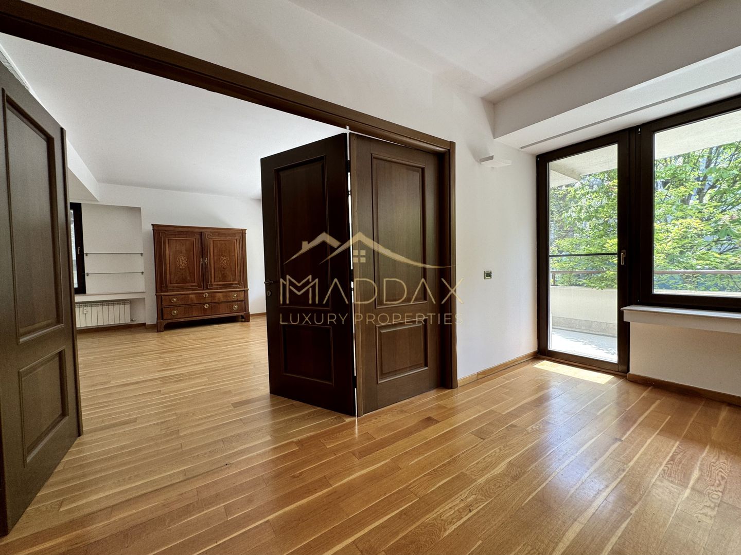 Apartament cu 4 camere 250mp* 2 parcări subterane / Dorobanti-Capitale - Poză 13