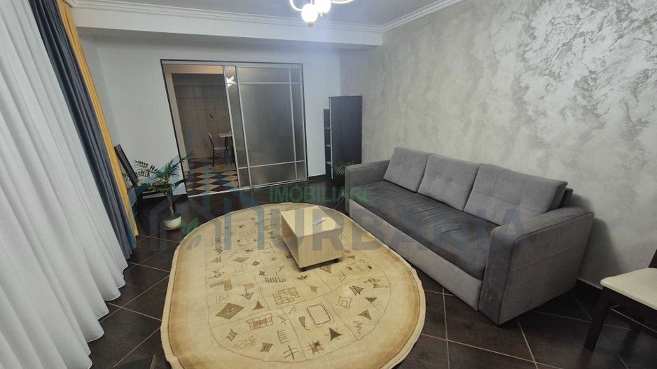 Apart 2 camere la casa/intrare separata/10 minute de Palas - Poză 2